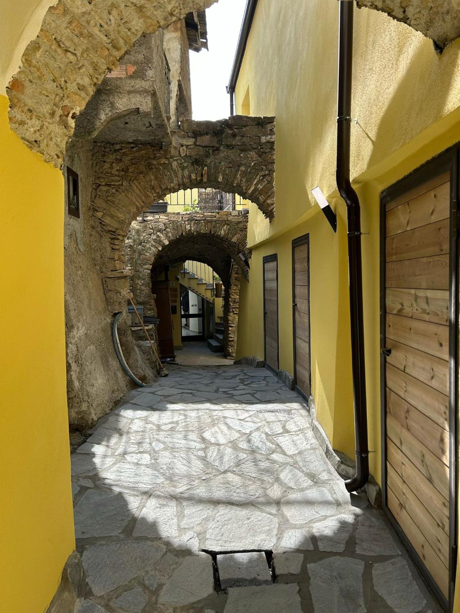 Appartamento Alba Dachi Farm Marina dʼMarina dʼAndora Exterior foto